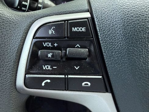 Used 2021 Hyundai Accent SEL FWD image 28