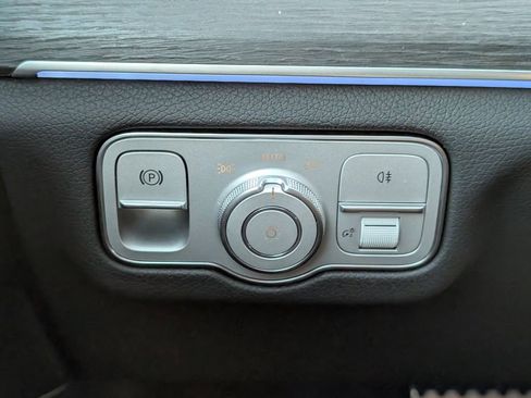 New 2026 Mercedes-Benz GLS 580 4MATIC image 25