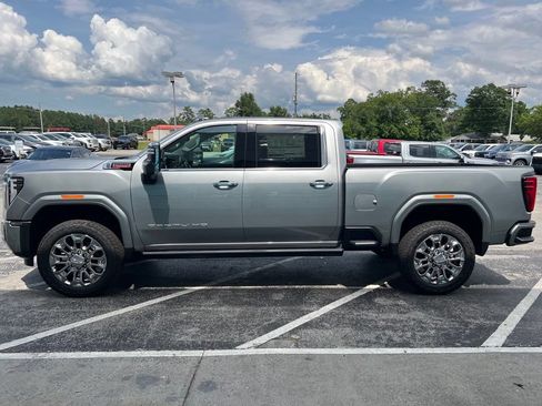 New 2026 GMC Sierra 2500 Denali w/ Denali Reserve Package AWD/4WD image 24