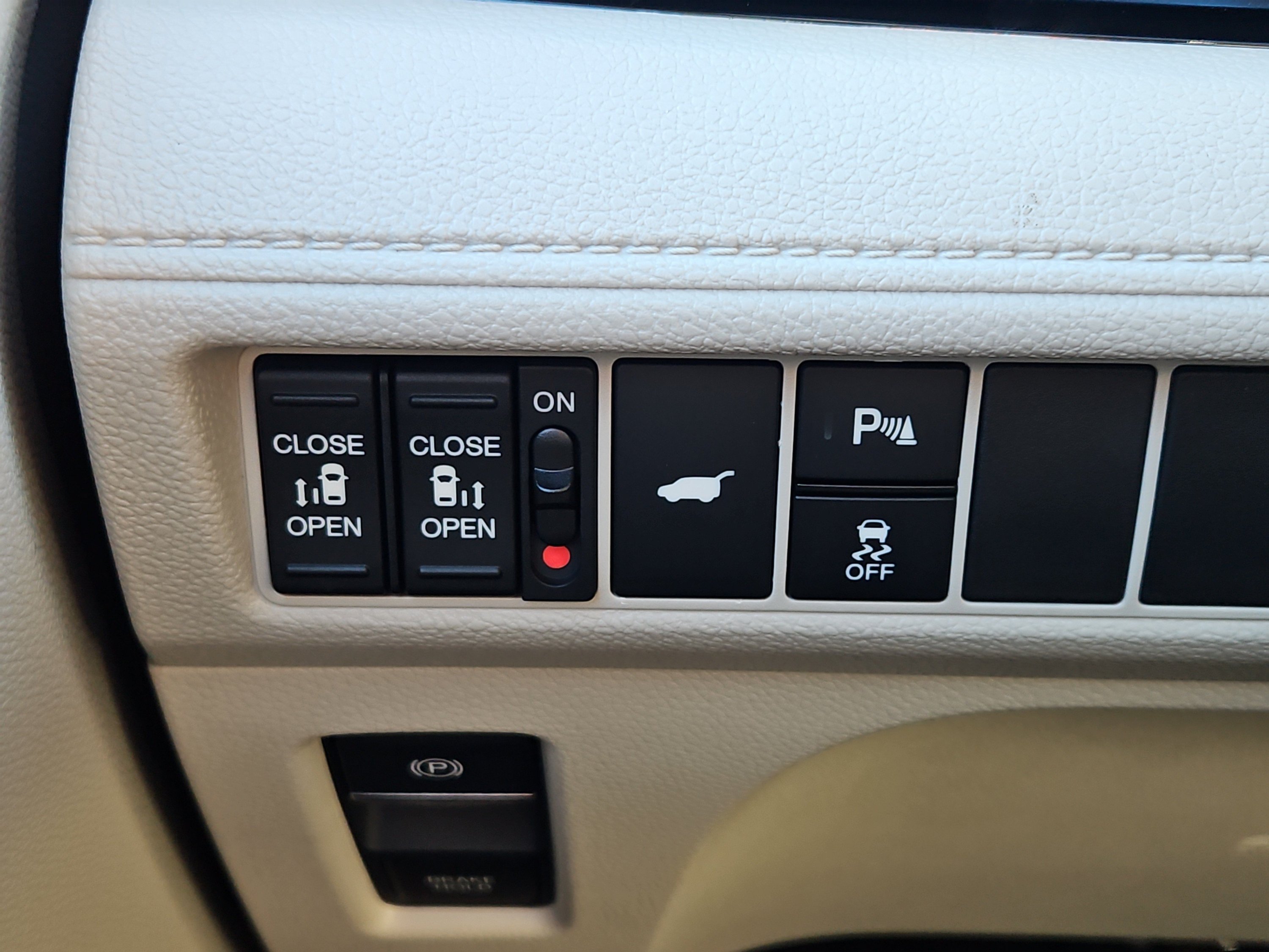 New 2027 Honda Odyssey Touring image 19