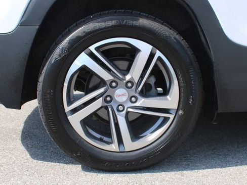 Used 2018 GMC Terrain SLT w/ Preferred Package FWD image 38