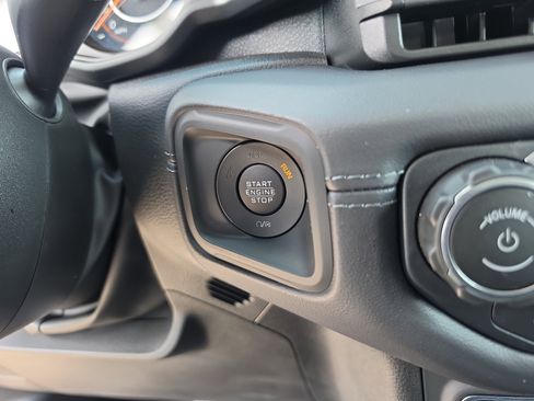 Used 2018 Toyota Tacoma TRD Sport RWD image 28