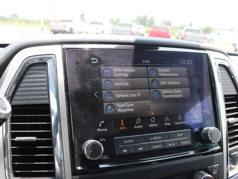 Used 2021 Nissan Titan SV w/ SV Convenience Package AWD/4WD image 55