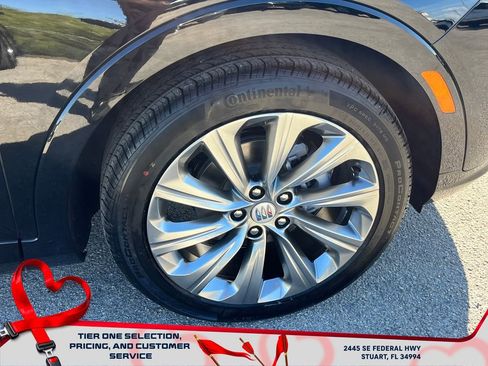 New 2026 Buick Envista Avenir image 21
