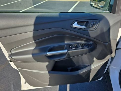 Used 2018 Ford Escape SEL image 27