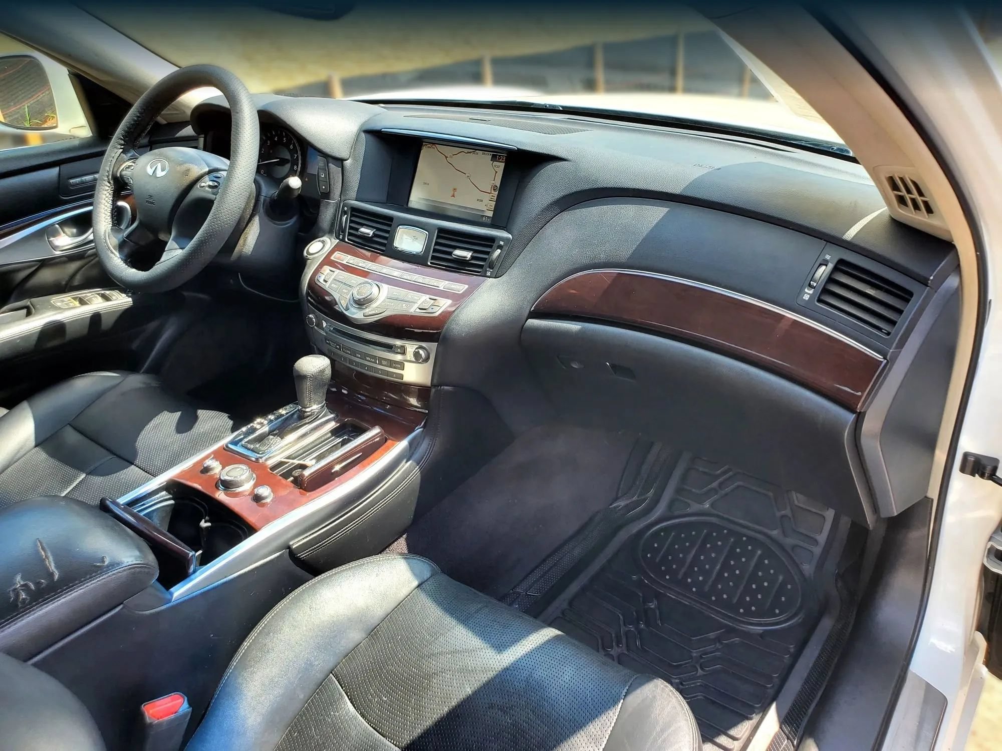 Used 2012 INFINITI M37 x w/ Premium Pkg AWD/4WD image 30