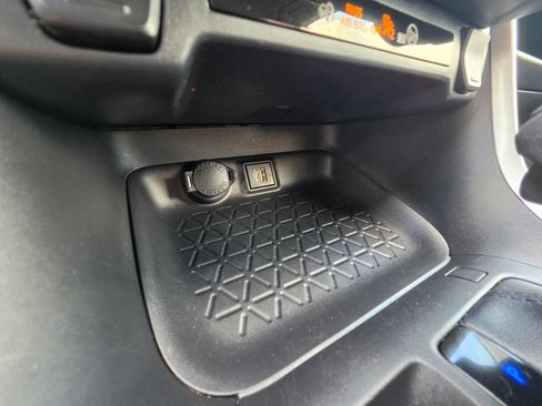 Used 2023 Toyota RAV4 XLE FWD image 20