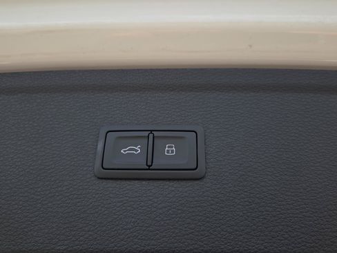 Used 2021 Audi Q5 2.0T Premium Plus AWD/4WD image 10
