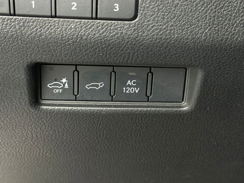 Used 2024 Lexus GX 550 AWD/4WD image 19