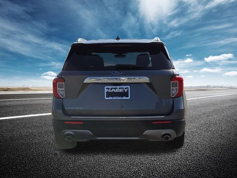 Used 2022 Ford Explorer Limited w/ Equipment Group 301A image 17