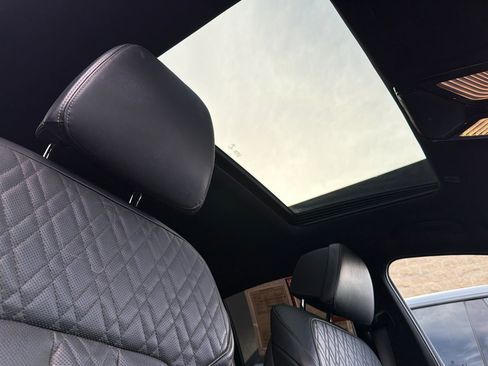 Used 2020 BMW 540i w/ M Sport Package image 20