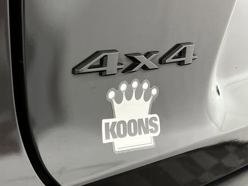 Used 2023 Jeep Cherokee Altitude Lux image 28