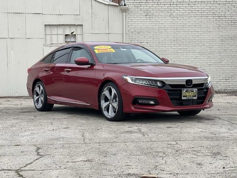 Used 2020 Honda Accord Touring image 1