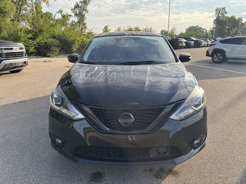 Used 2018 Nissan Sentra SR w/ SR Midnight Edition Package FWD image 6