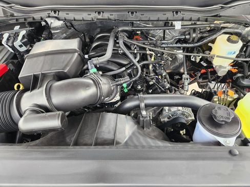 New 2026 Ford F250 Lariat w/ FX4 Off-Road Package AWD/4WD image 26