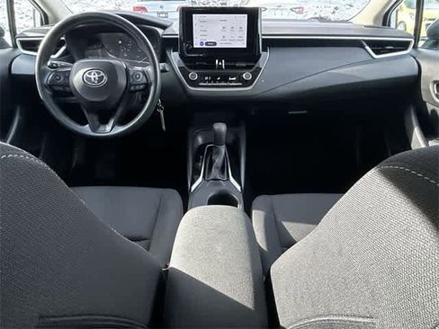 Used 2023 Toyota Corolla LE image 17