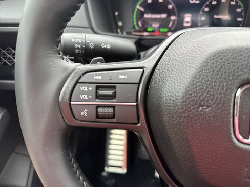 New 2025 Honda Accord Sport image 25