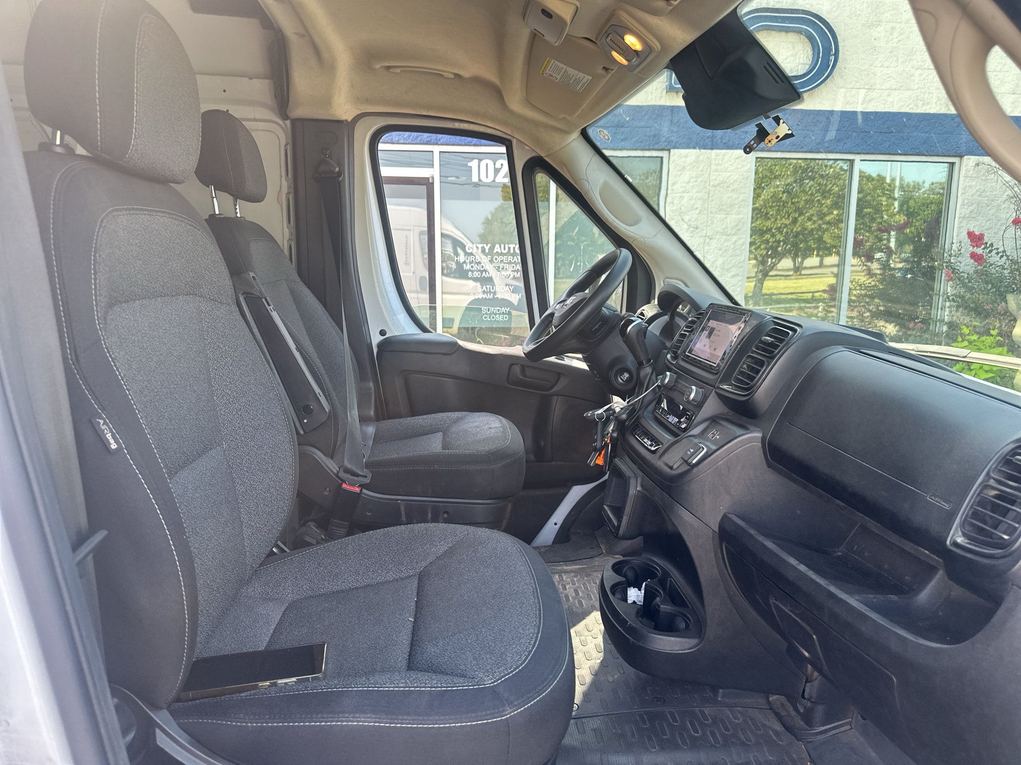 Used 2023 RAM ProMaster 2500 FWD image 10