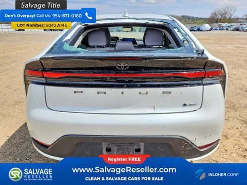 Used 2023 Toyota Prius LE image 8