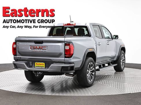 Used 2024 GMC Canyon Denali AWD/4WD image 5
