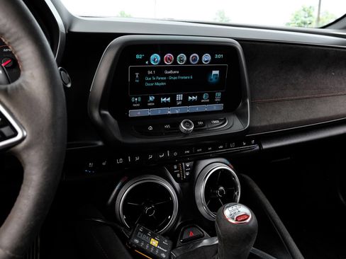 Used 2017 Chevrolet Camaro ZL1 RWD image 22