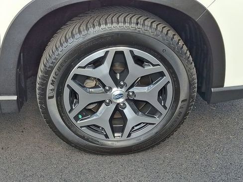 Certified 2023 Subaru Forester Premium image 8