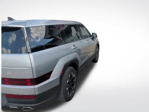 Used 2024 Hyundai Santa Fe SE FWD image 16