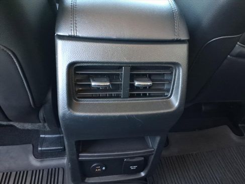 Used 2022 Ford Edge SEL w/ Convenience Package image 12