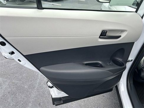 New 2026 Toyota Corolla Cross L image 18