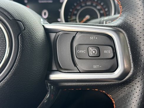Used 2023 Jeep Gladiator Mojave w/ LED Lighting Group AWD/4WD image 29