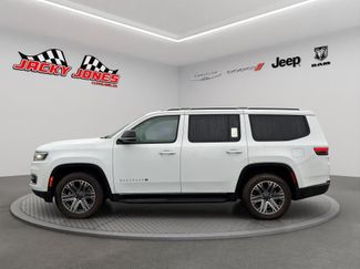 Used 2024 Jeep Wagoneer Series II w/ Flexible Seating Group RWD video 2