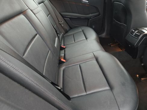 Used 2011 Mercedes-Benz E 350 Sedan image 19