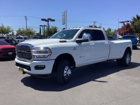 Used 2024 RAM 3500 Laramie w/ Safety Group AWD/4WD image 5