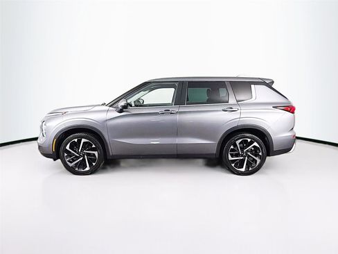 Used 2023 Mitsubishi Outlander SE AWD/4WD image 4