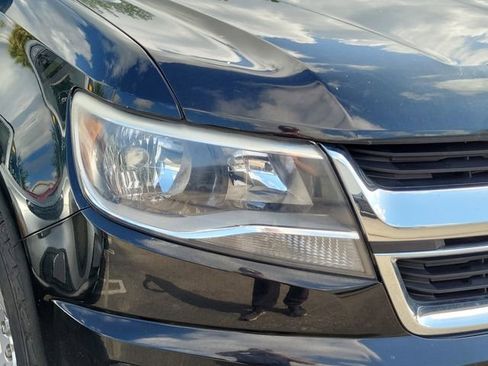 Used 2017 Chevrolet Colorado LT w/ LT Convenience Package AWD/4WD image 8