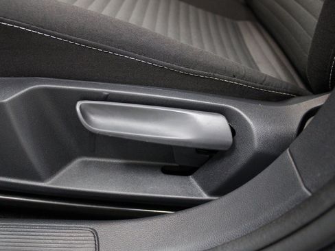 Used 2025 Volkswagen Jetta S image 16