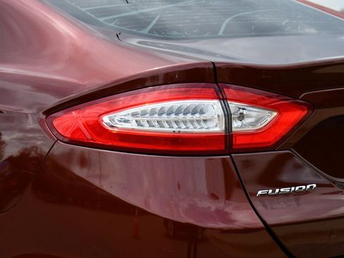 Used 2016 Ford Fusion SE w/ Equipment Group 202A FWD image 33