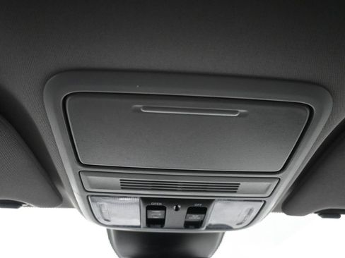 Certified 2024 Honda Odyssey EX-L image 17