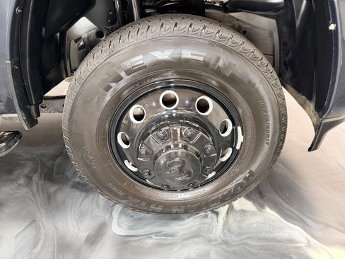 Used 2026 RAM 3500 Big Horn AWD/4WD image 25