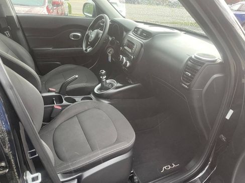 Used 2016 Kia Soul FWD image 20