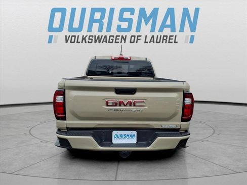Used 2024 GMC Canyon Elevation w/ Convenience Package image 3