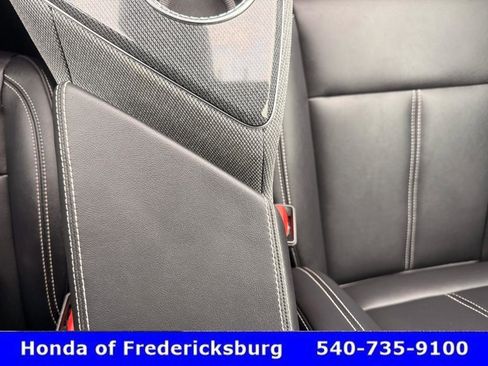 Used 2025 Cadillac Optiq Luxury 1 AWD/4WD image 41