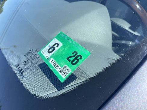 Used 2014 Mercedes-Benz E 350 E 350 image 27