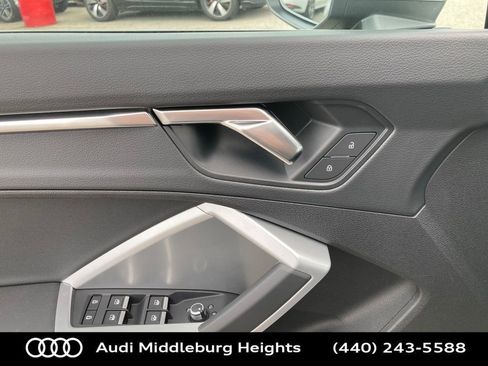 Used 2025 Audi Q3 2.0T Premium w/ Convenience Package image 15