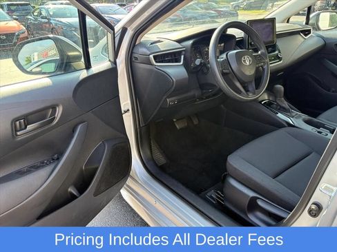 Used 2024 Toyota Corolla LE FWD image 15