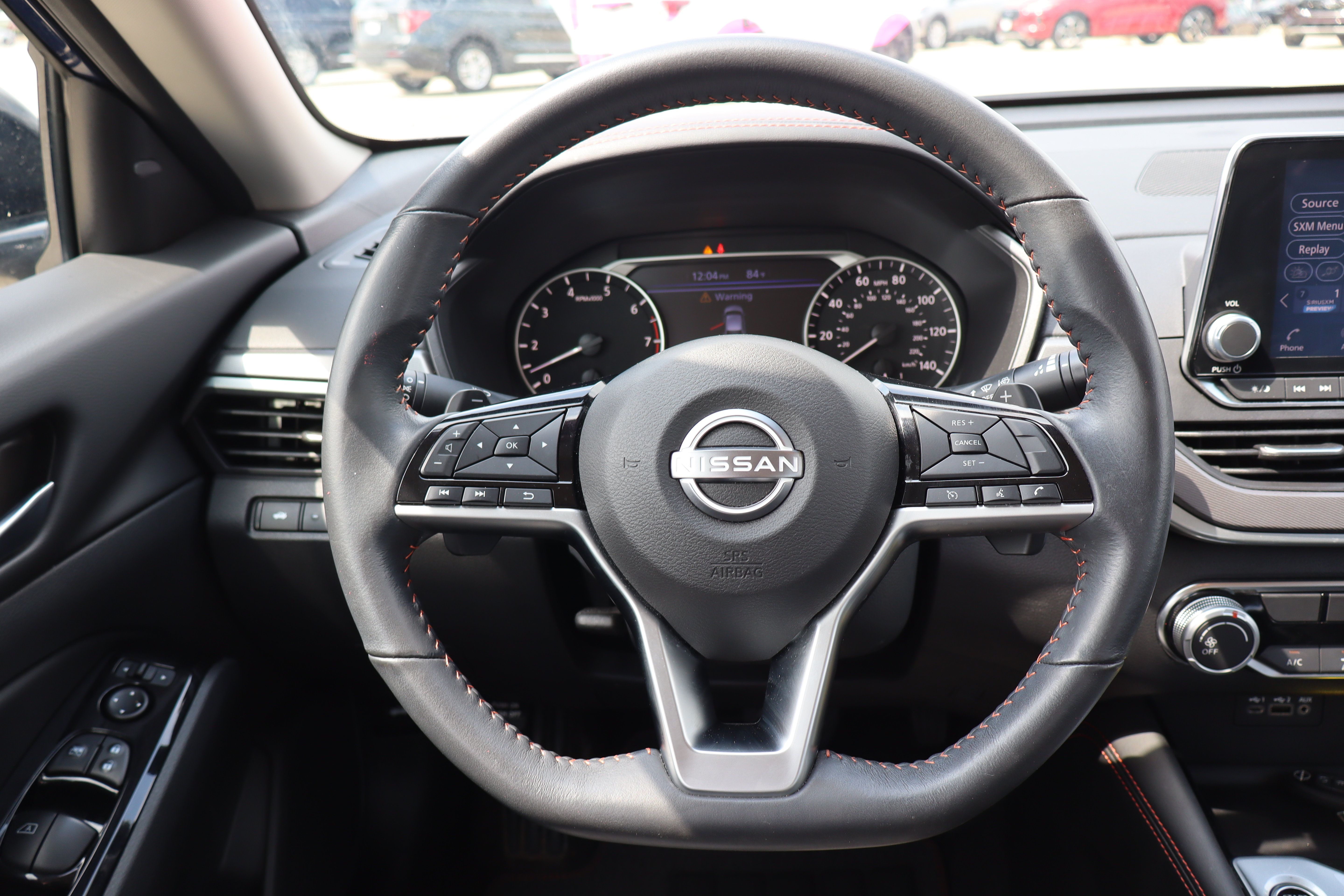 Used 2024 Nissan Altima 2.5 SR FWD image 14