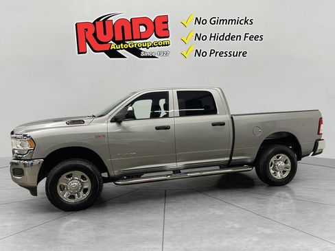 Used 2021 RAM 2500 Tradesman w/ Chrome Appearance Group AWD/4WD image 2