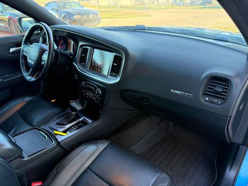 Used 2016 Dodge Charger R/T w/ Plus Group image 38