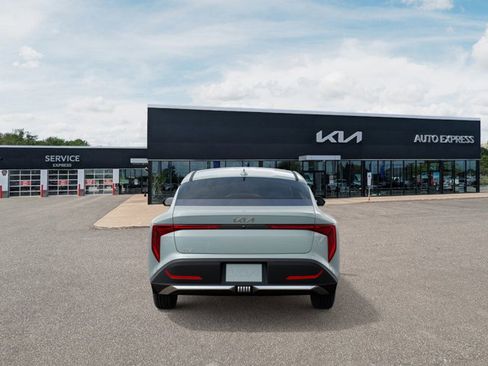 New 2026 Kia K4 LXS image 5