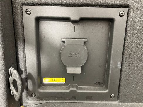 Certified 2022 Ford F150 XLT w/ Equipment Group 302A High image 30